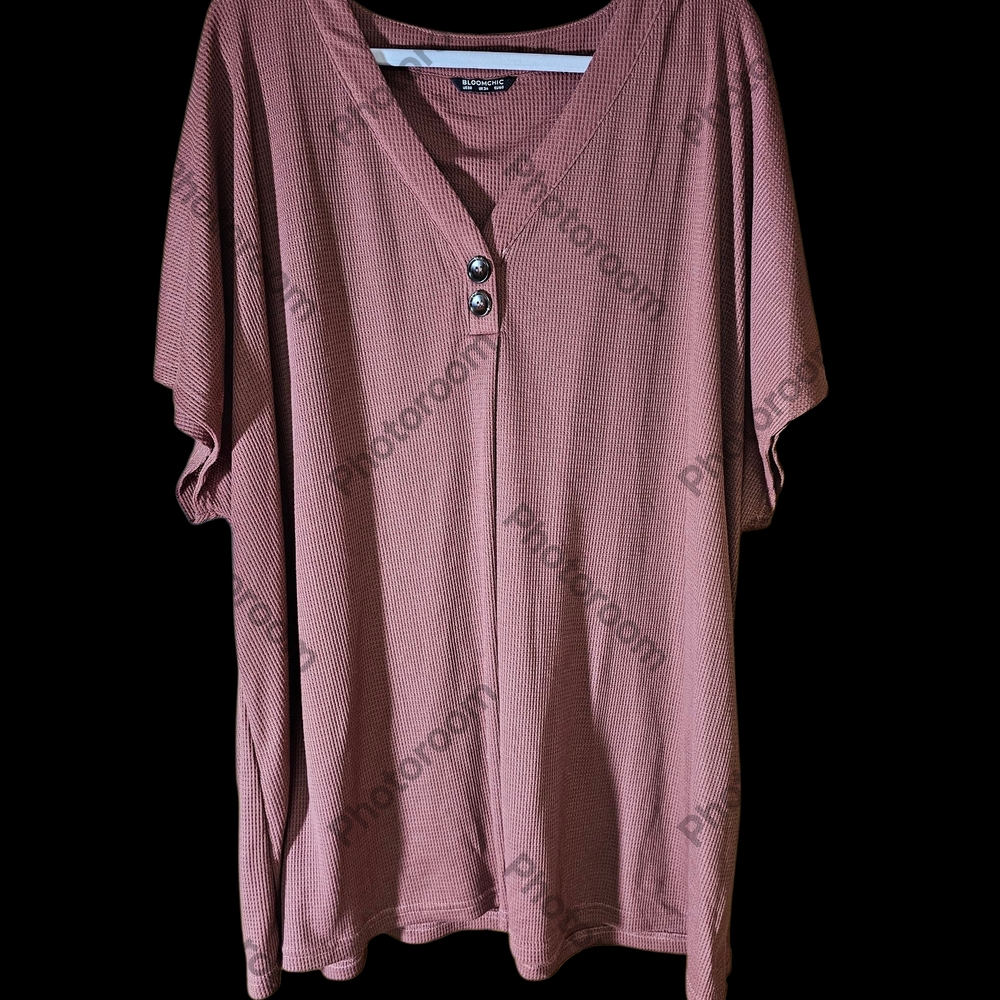 BloomChic Mauve V-Neck Button Blouse